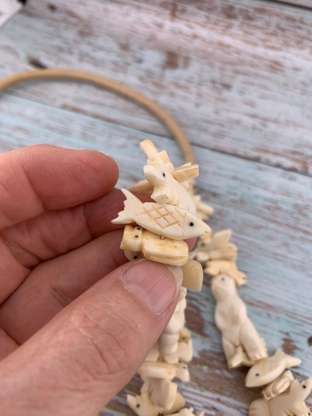 Hand Carved Bear Fetish Necklace Zuni Native American Style J1417 - Picture 11 of 15